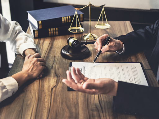 A lawyer explaining to a client who can bring a wrongful death claim in California